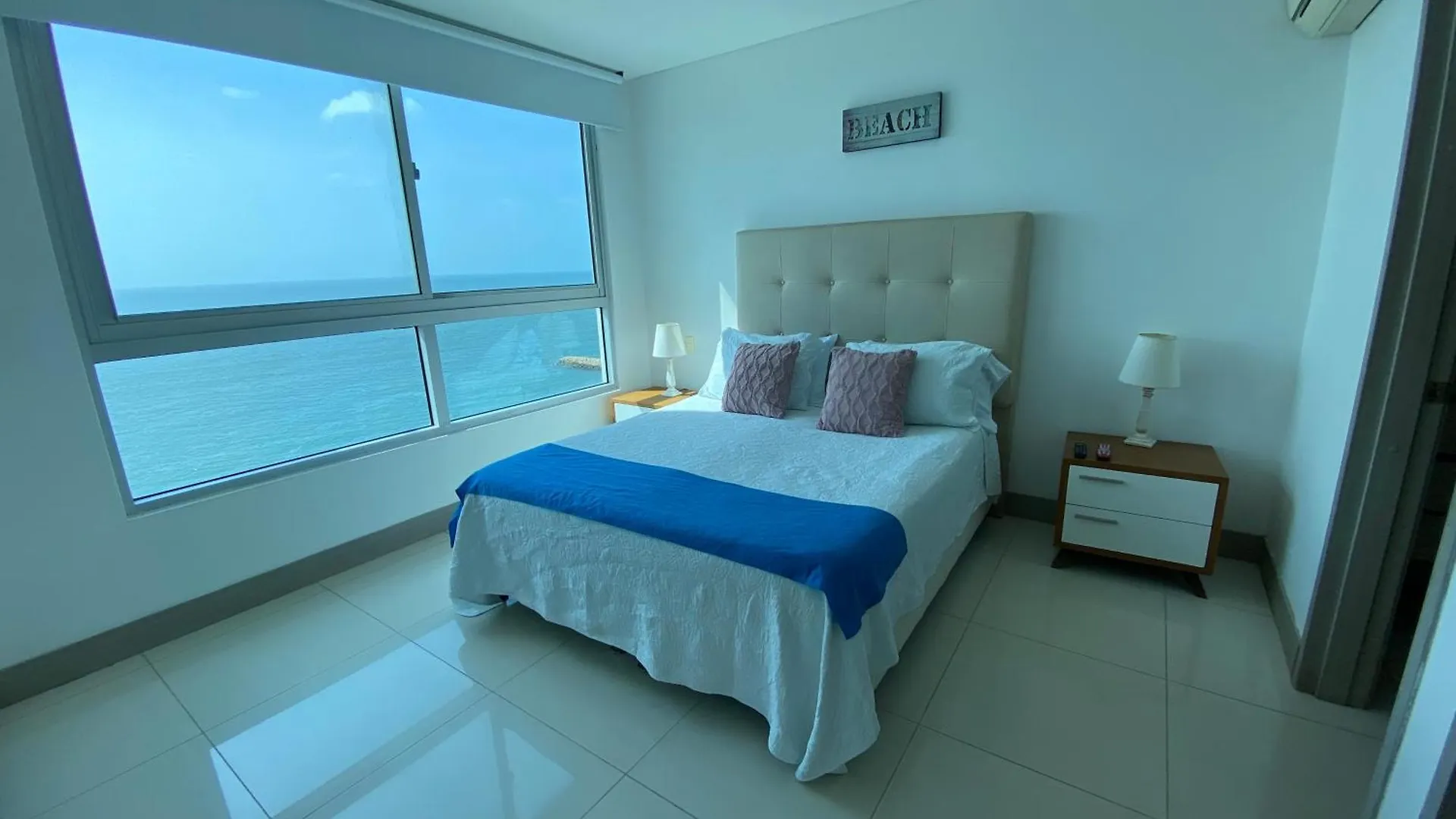 Apartamento Frenta a la Playa Cartagena Colombia