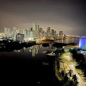  Apartamento Amazing 3br Penthouse, Full Kitchen, Pool, Bar, Dedicated Workspace